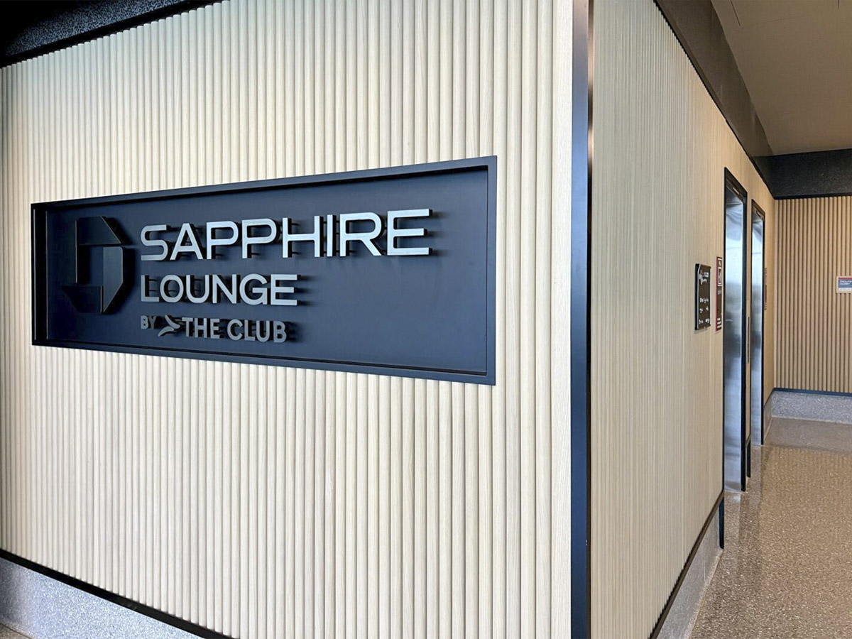 Chase Sapphire Lounge Sign Scaled (1)