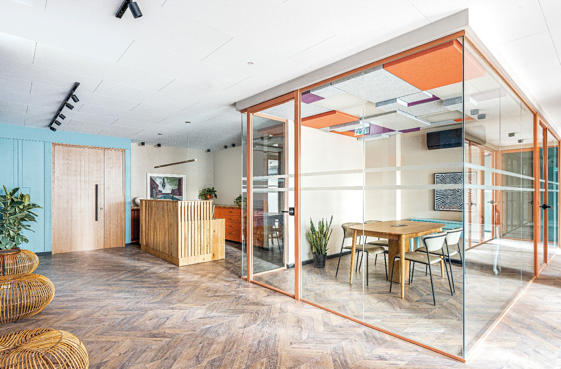 MEIR GRINBERG OFFICE 2 Us