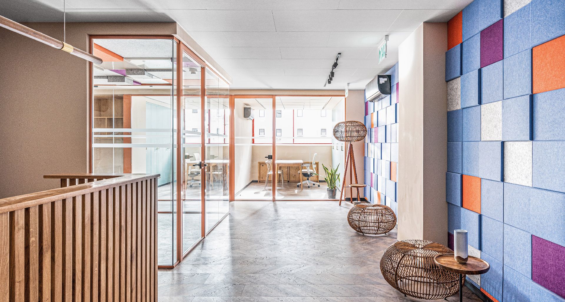 MEIR GRINBERG OFFICE 4 Us