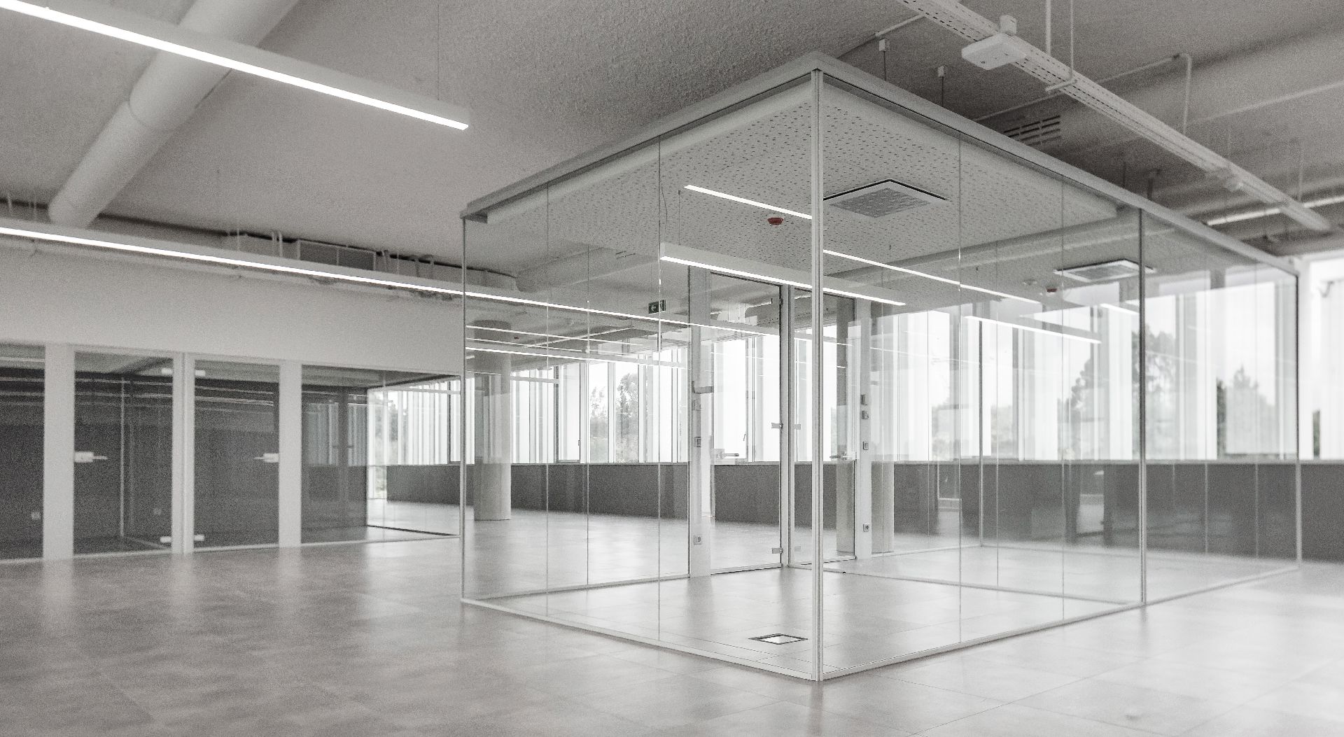 SONAE TECH HUB 4 Us